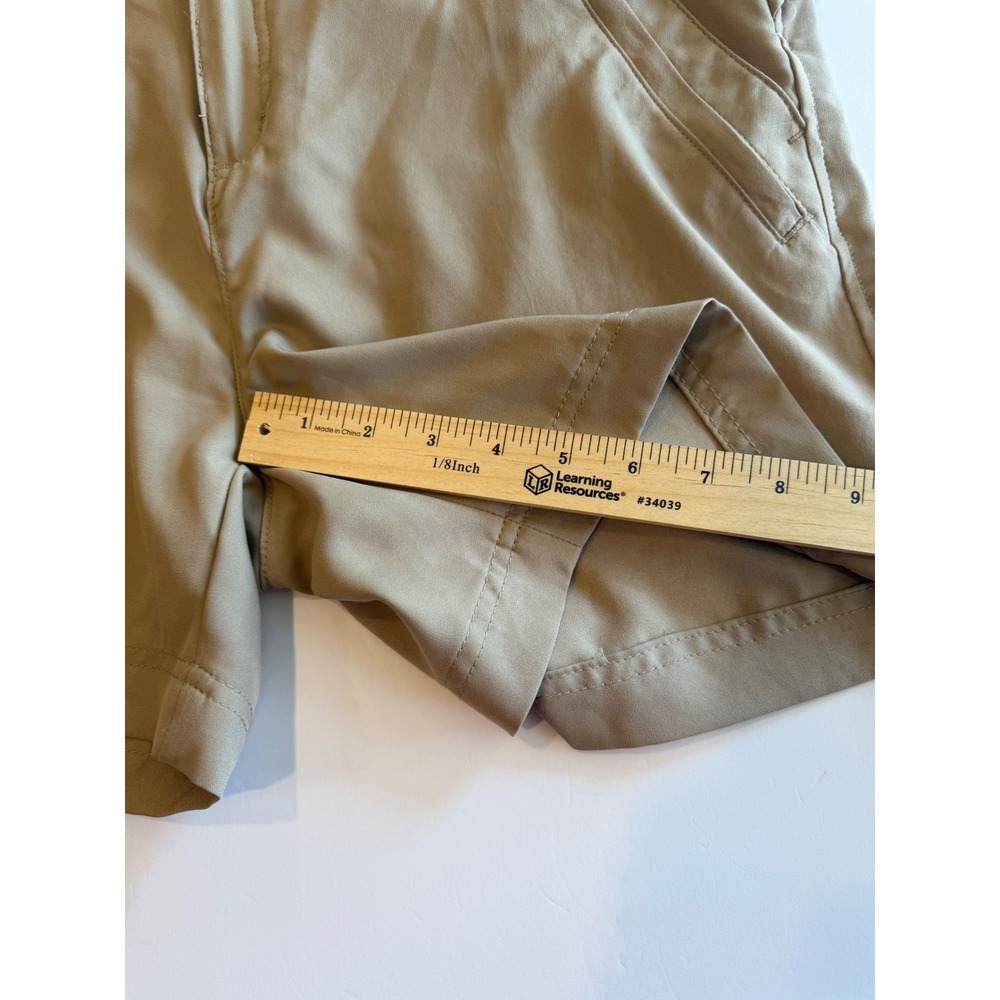 Magellan Outdoors Womens Khaki Hiking Shorts Tan Size Large Quick Dry - Picture 5 of 6